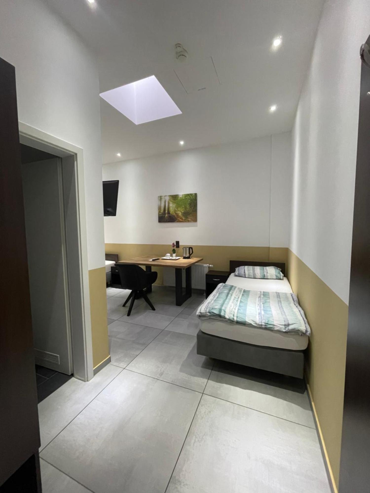 Stadtpension Heilbronn Esterno foto