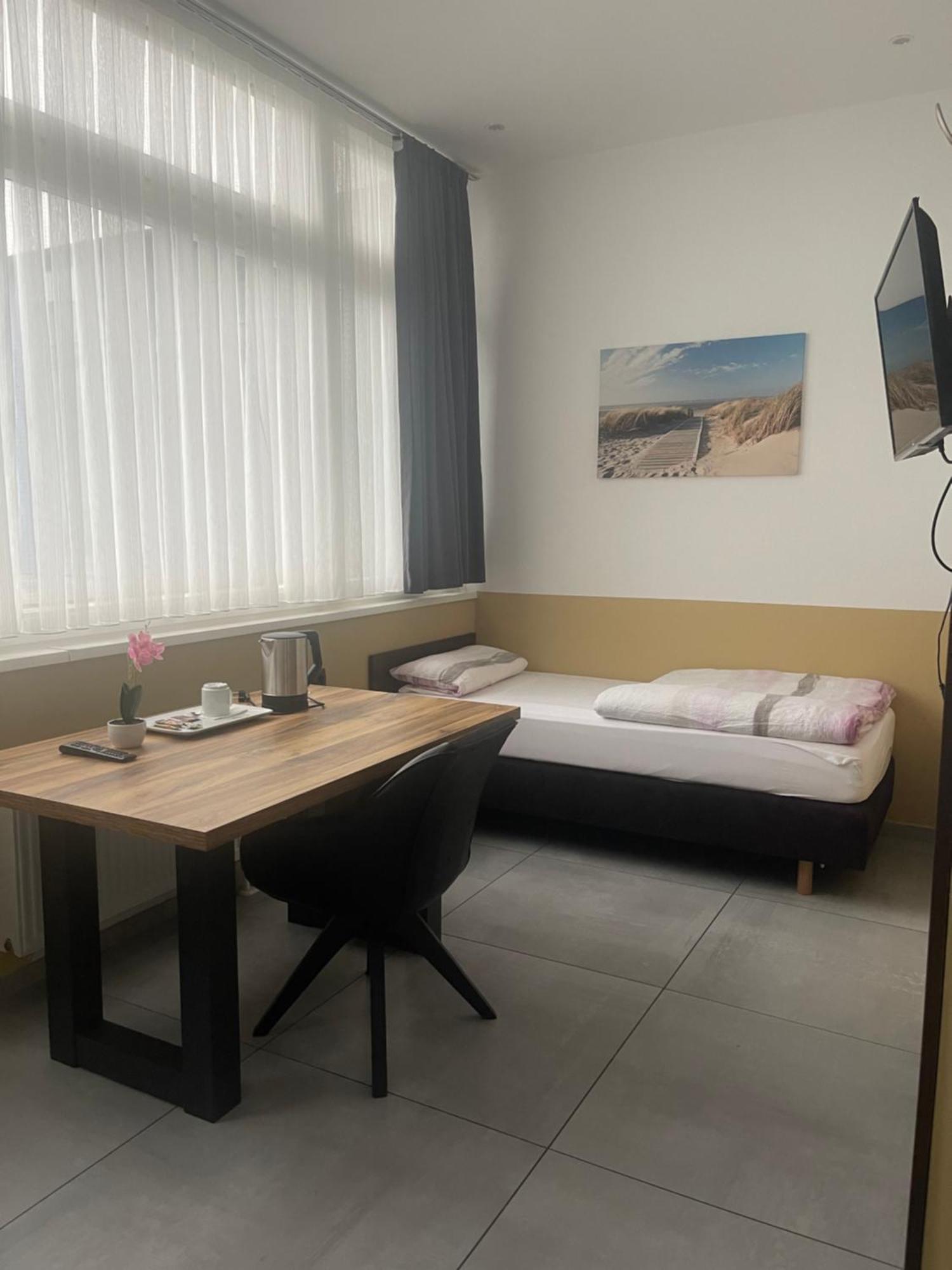 Stadtpension Heilbronn Esterno foto