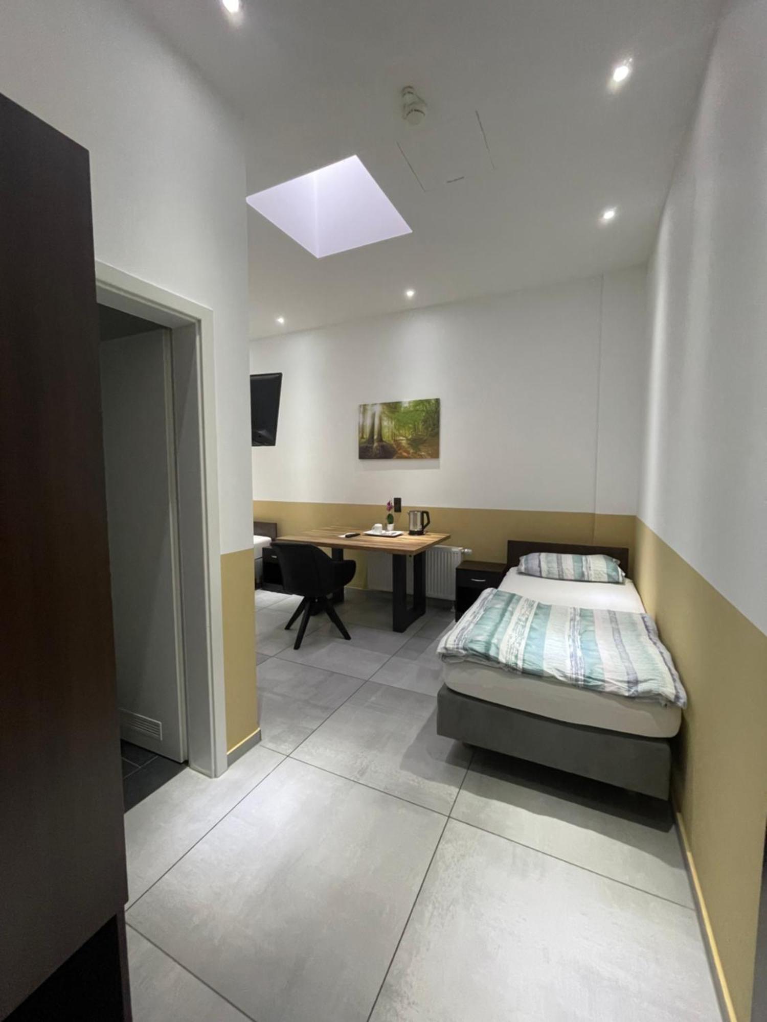 Stadtpension Heilbronn Esterno foto
